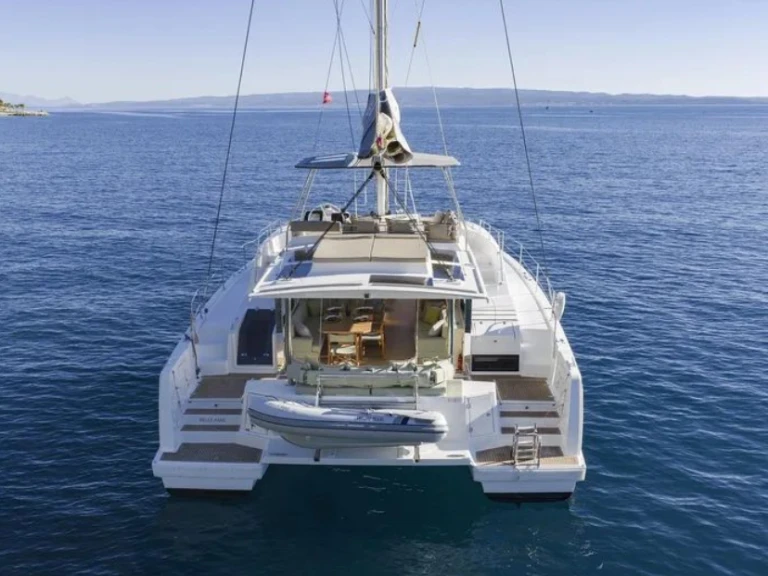 Catamaran to hire Mykonos (City) at the best price
