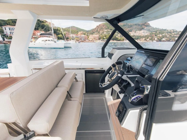 Charter a Quarken Quarken 35 in Spain on Samboat
