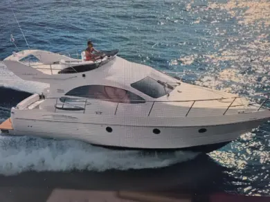 Sealine Sealine 350 Fly charter bareboat or skippered in  Sanxenxo