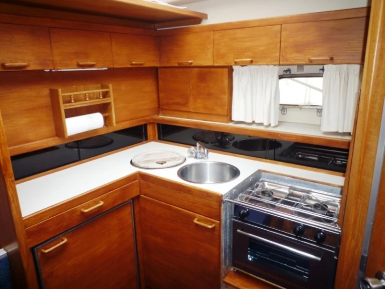 Luxury Yacht to hire Mali Lošinj at the best price