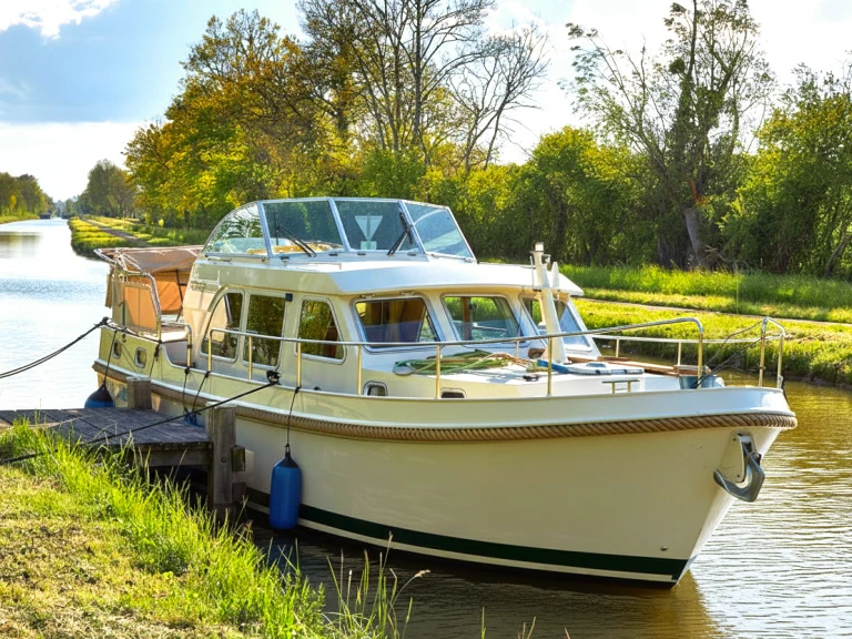 Hire Motorboat with or without skipper Linssen Scey-sur-Saône-et-Saint-Albin