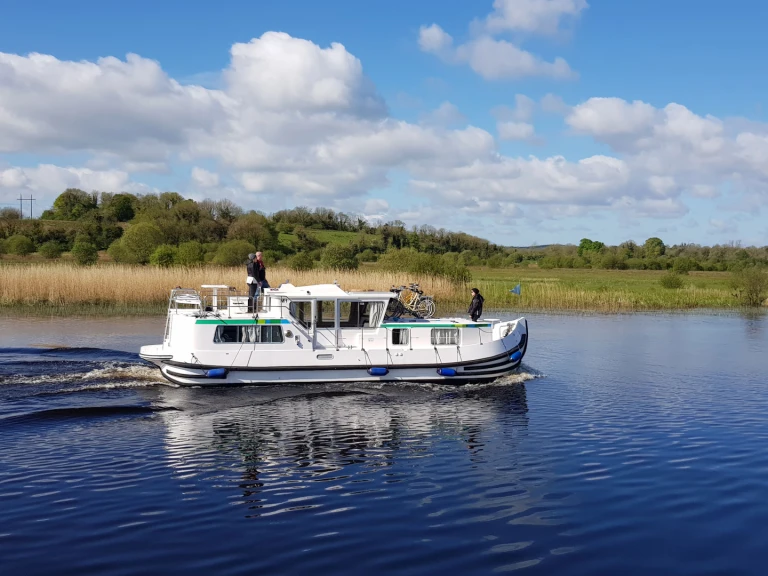Pénichette Pénichette 1165 FB charter bareboat or skippered in  Argens-Minervois