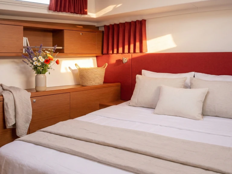 Yacht charter Joigny - Pénichette Europa E.400 on SamBoat