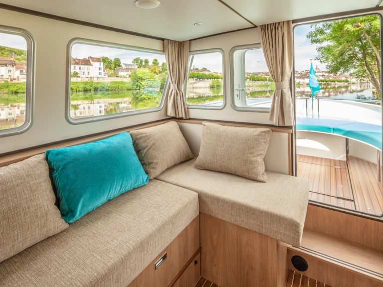 Hire a Pénichette Pénichette 950E Nieuw-Loosdrecht