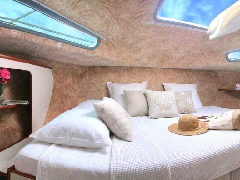 Hire a Nicols Yacht Nicols Sedan 1170 Sucé-sur-Erdre