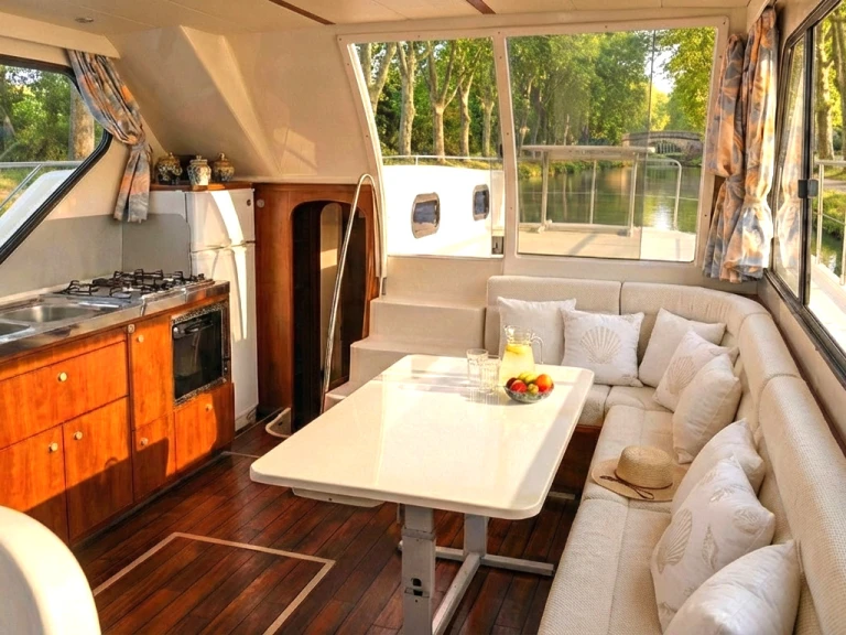 Hire Motorboat with or without skipper Nicols Yacht Sireuil