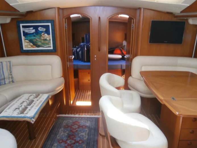 Jeanneau Sun Odyssey 54 DS charter bareboat or skippered in  Kungshamnsberg