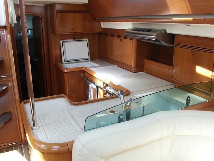 Hire a Jeanneau Sun Odyssey 54 DS Kungshamnsberg