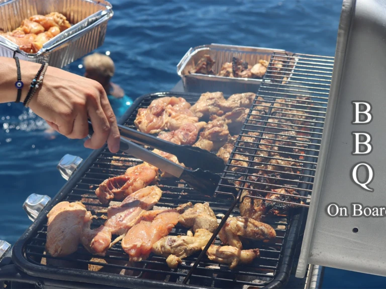 Hire a Nautitech Nautitech 46 Fly Alimos