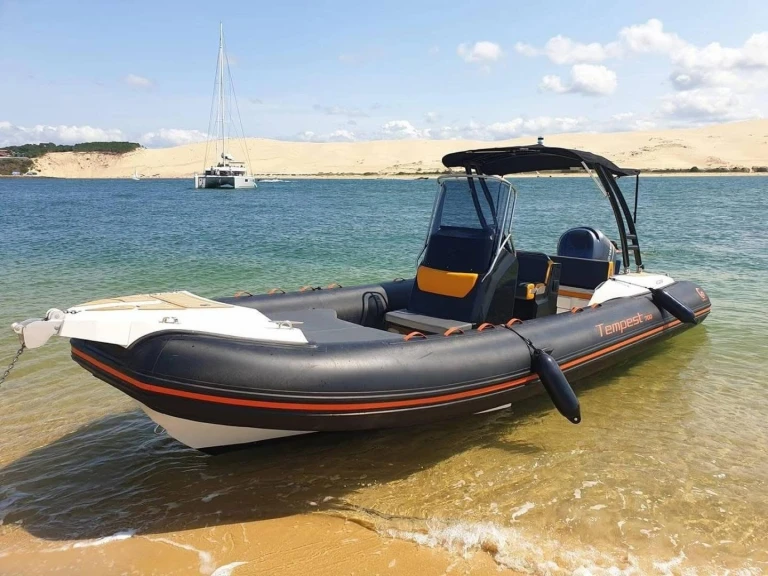 RIB hire in Arcachon - Capelli Tempest 700 Open