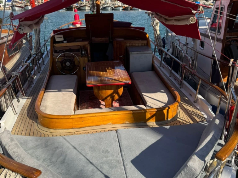 Sailboat to hire Bodrum at the best price