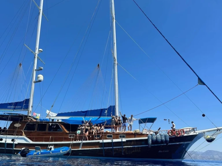 Sailboat to hire Marmaris at the best price