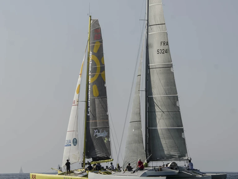 Yacht hire Anse du Logéo cheap Newick 40 QUICK SILVER