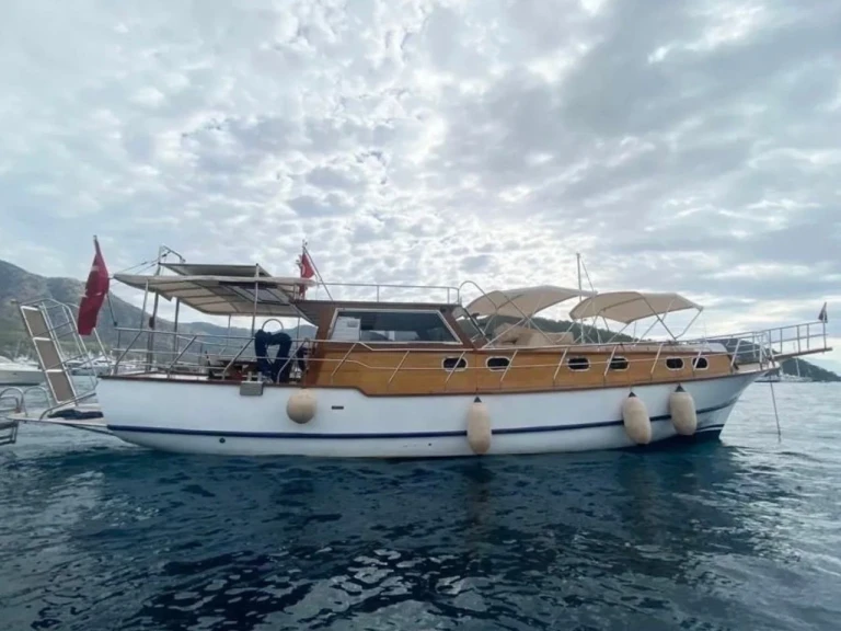 Charter a Özel Yapım 2023 in Göcek on Samboat