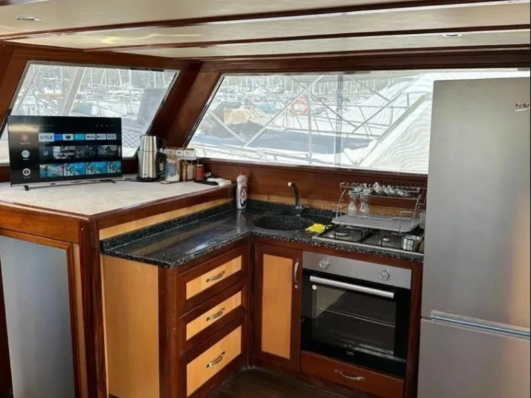 Sailboat to hire Göcek at the best price