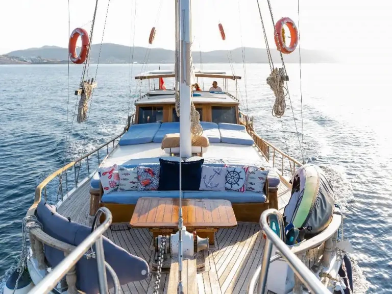 Yacht hire Bodrum cheap Made