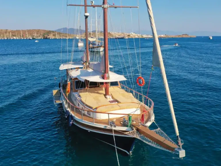 Yacht hire Bodrum cheap Made