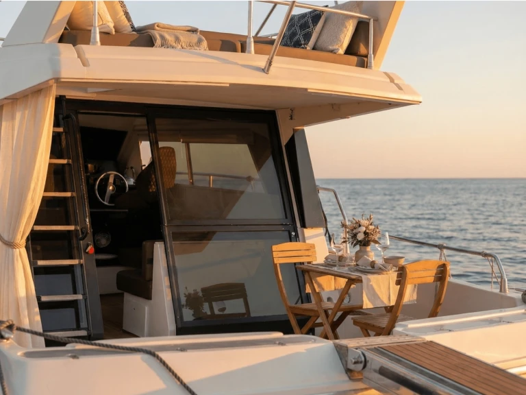 Hire Luxury Yacht with or without skipper Ferretti Orikum