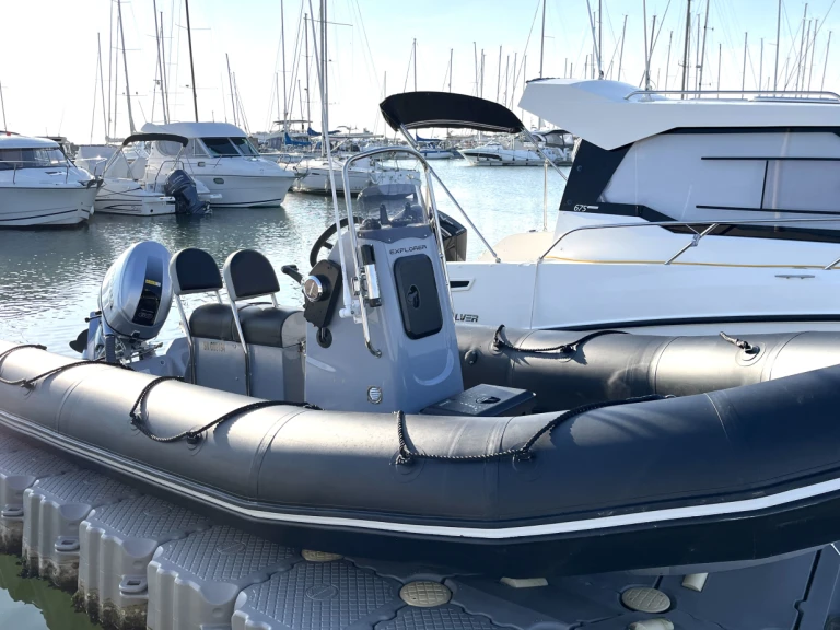 Yacht hire Pornichet cheap Explorer 550