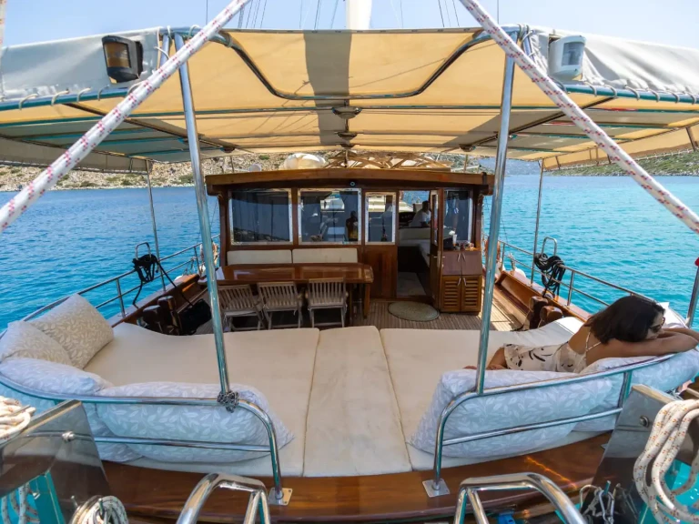 Sailboat to hire Marmaris at the best price