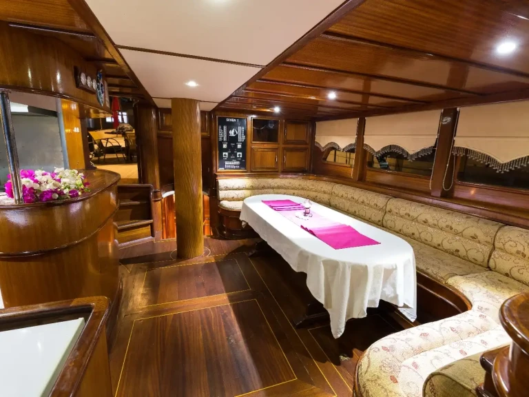 Sailboat to hire Bozburun at the best price