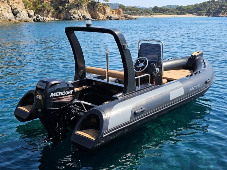 Hire a artboat RIB 500 Portoferraio Port