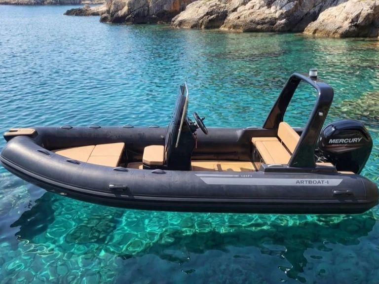 RIB hire in Portoferraio Port - artboat RIB 500