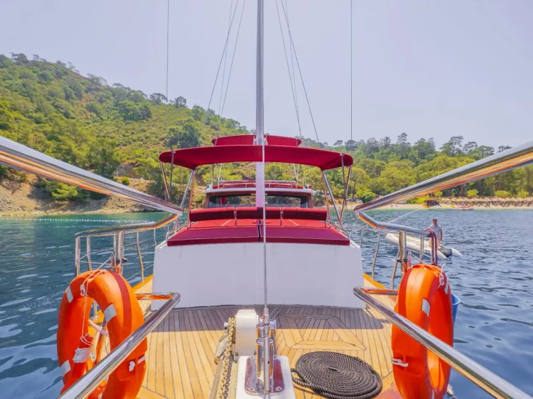 Hire Sailboat with or without skipper Custom Göcek