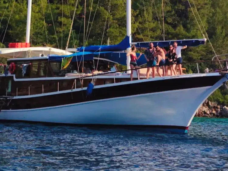 Yacht hire Bozburun cheap Made