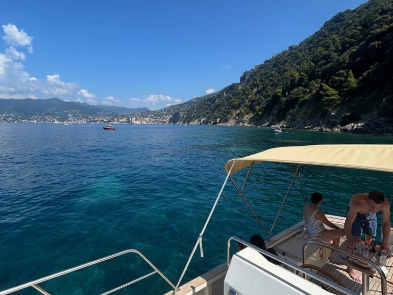 Frilvam  Nelson 24 charter bareboat or skippered in  Camogli