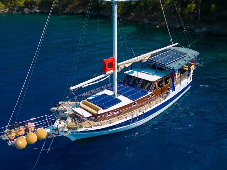 Hire Sailboat with or without skipper Custom Göcek