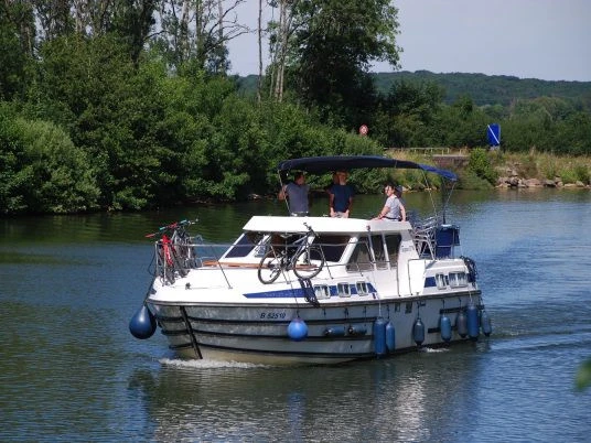 Yacht hire Louhans cheap Tarpon 37