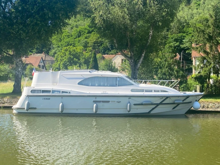 Motorboat hire in Mittersheim -  Haines 38