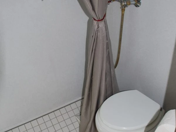 Charter a Linssen Linssen Sturdy 320 in Savoyeux on Samboat