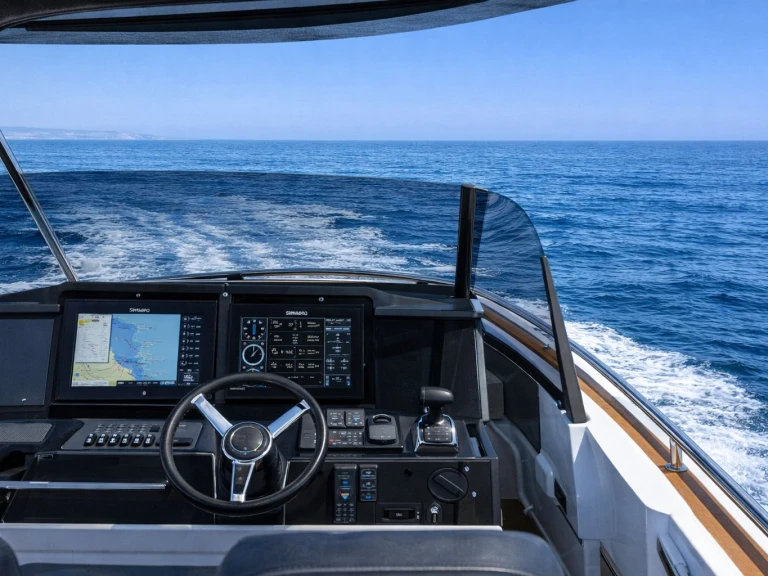 Motorboat hire in Positano - italyure 38 Ft