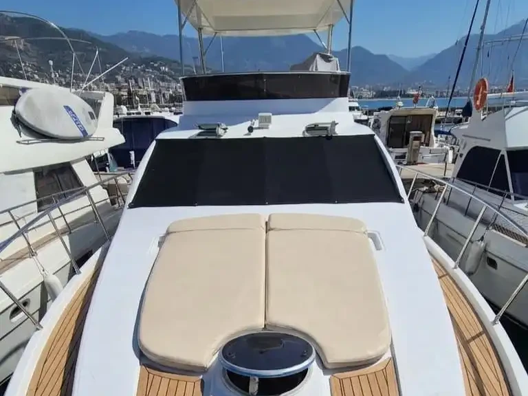 Yacht hire Alanya cheap Made