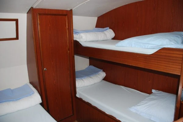 Motorboat to hire Louhans at the best price