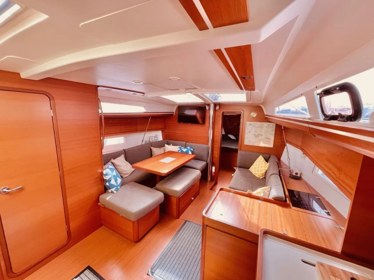 Dufour Dufour 410 Grand Large charter bareboat or skippered in  Lisbon