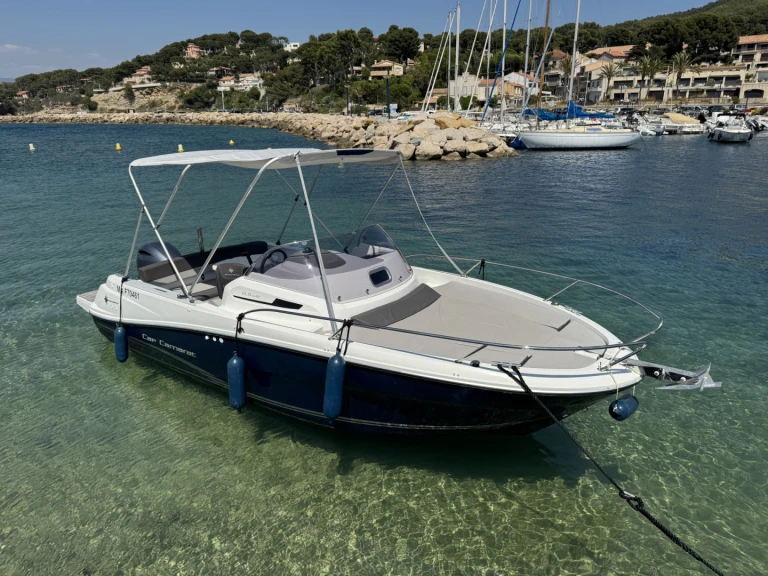 Hire a Jeanneau Cap Camarat 6.5 WA La Madrague