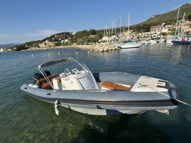 Hire a Sea-Hawk 9 La Madrague