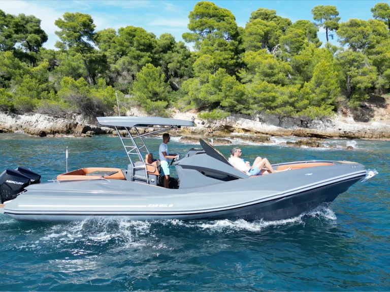 Yacht hire Port Grimaud cheap Zar 65