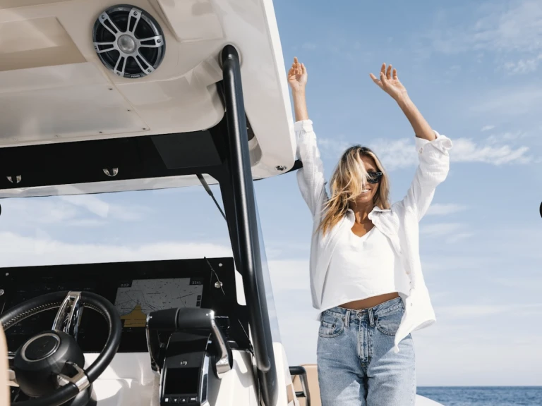 Hire RIB with or without skipper Zodiac Port Grimaud