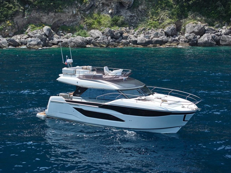 Hire a Quicksilver Activ 605 Open Port Grimaud
