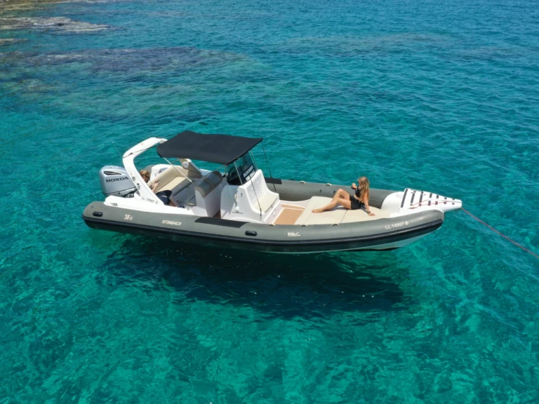 RIB hire in Latchi - Italboats Stingher 800 GT