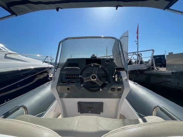 Hire RIB Bsc with a boat licence