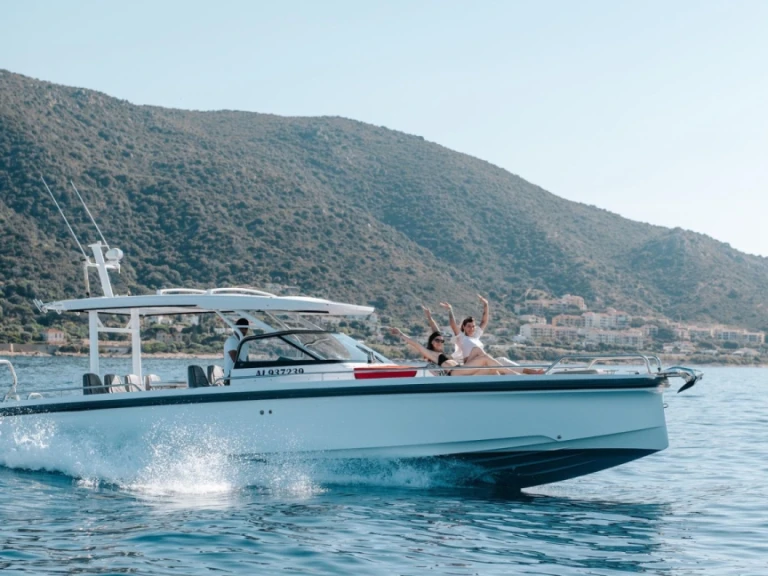 Motorboat hire in Ajaccio - Axopar Axopar 37