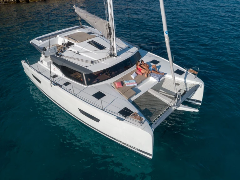 Hire Catamaran with or without skipper Fountaine Pajot Ajaccio