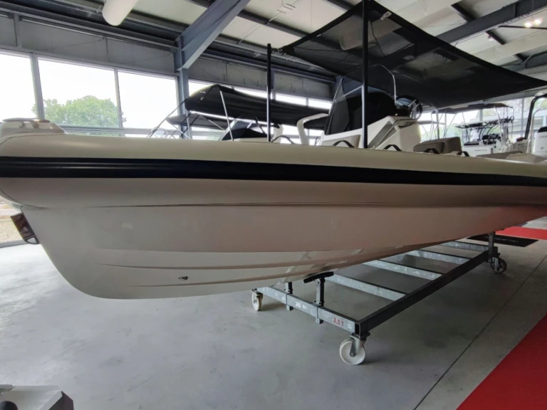 RIB to hire Ajaccio at the best price