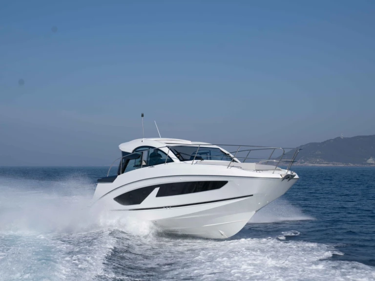 Hire Motorboat with or without skipper Bénéteau Ajaccio