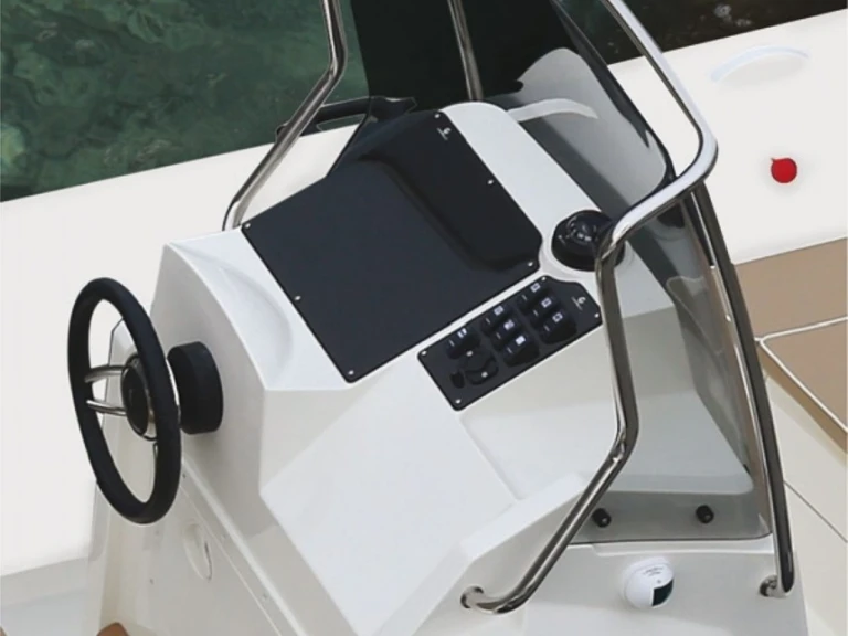 Hire RIB Capelli with a boat licence